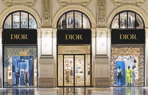 dior boutique in milano|dior italian website.